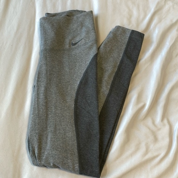 Nike Pants - Nike Dri-Fit cotton blend gray and black leggings size medium